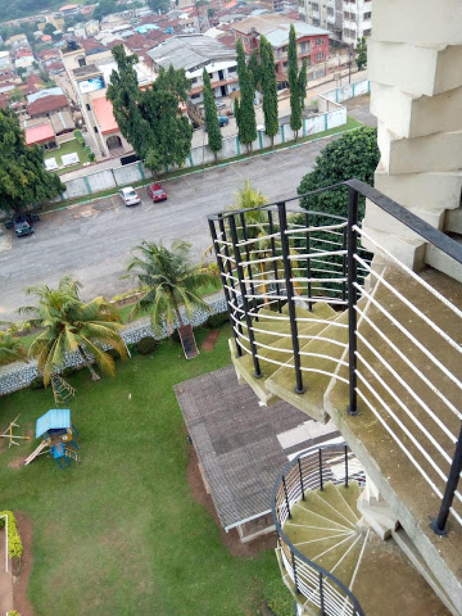 Room In Lodge - Premier Hotel-Apartment Ibadan Exterior photo