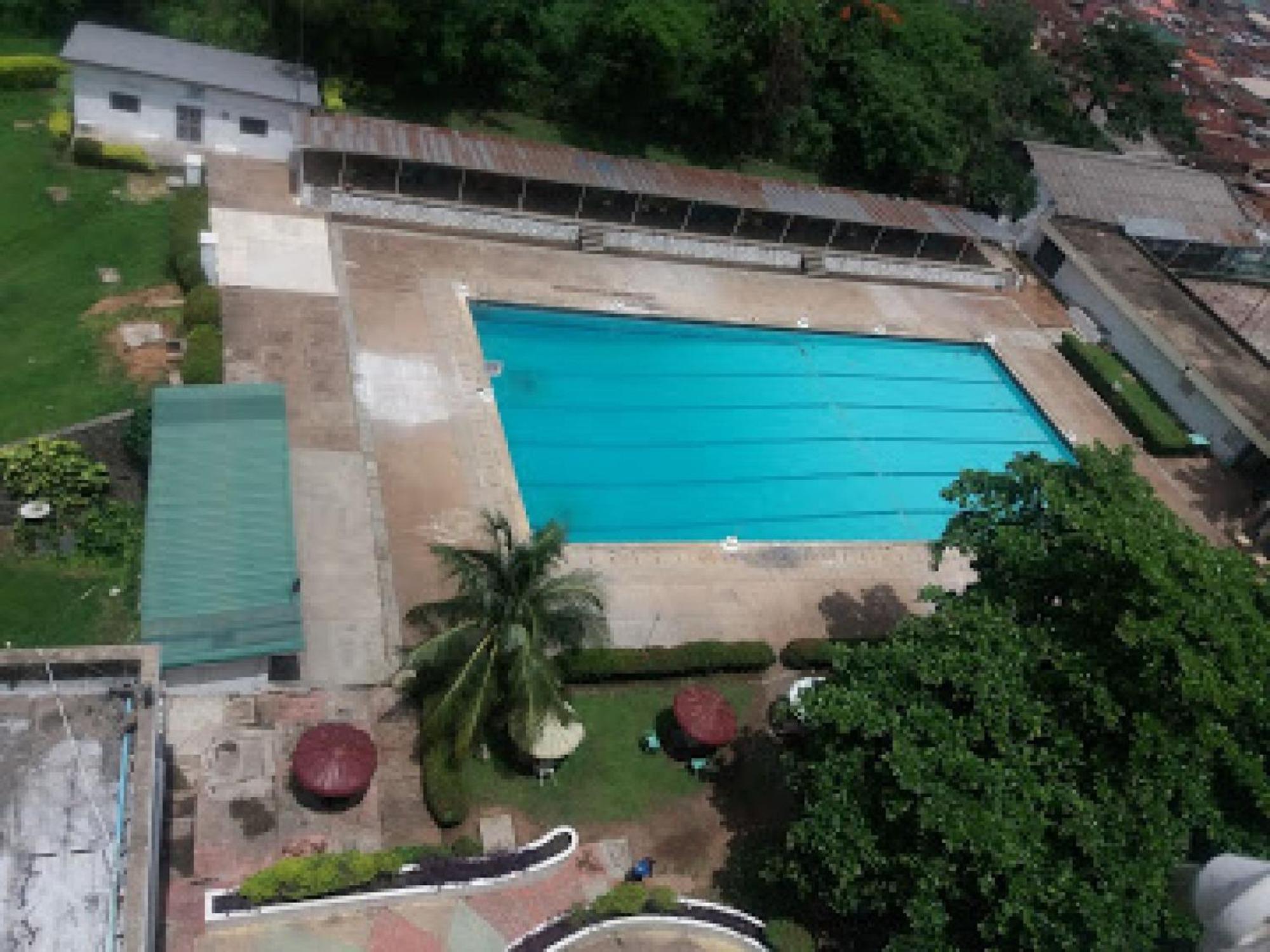 Room In Lodge - Premier Hotel-Apartment Ibadan Exterior photo